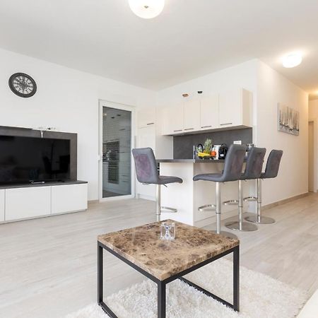Apartments Tony Mali Lošinj Exterior foto