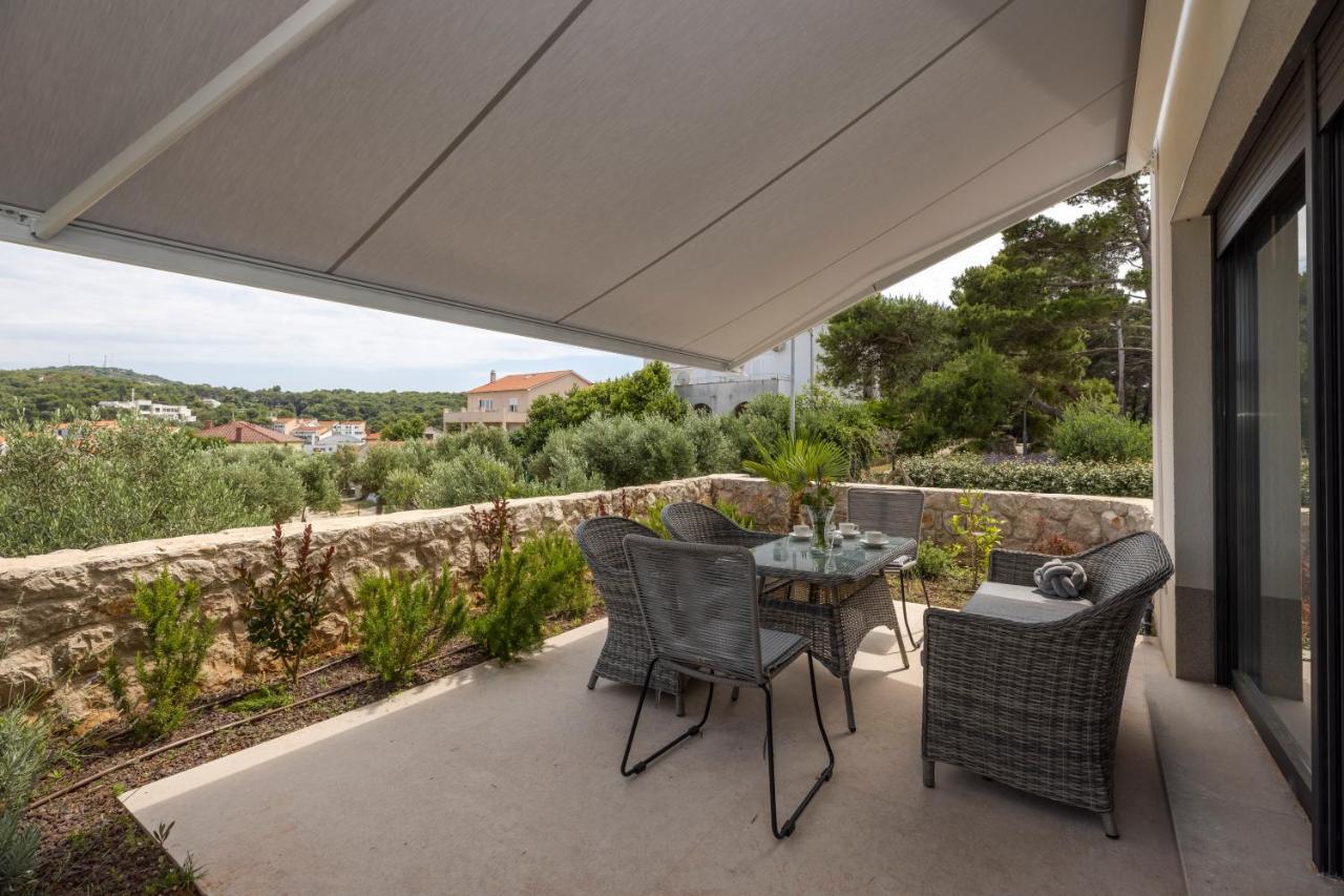 Apartments Tony Mali Lošinj Exterior foto
